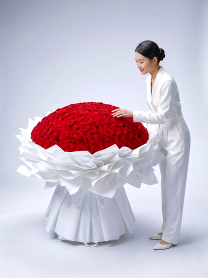 Luxury Rose Celebration Bloom
