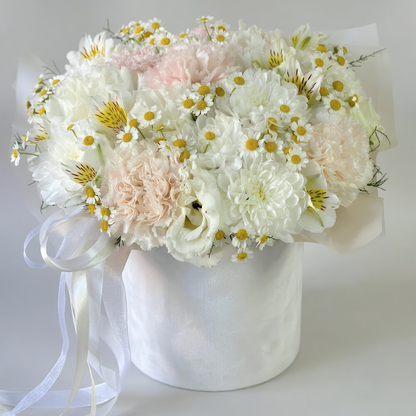 Chamomile & Cream Serenity Floral Box
