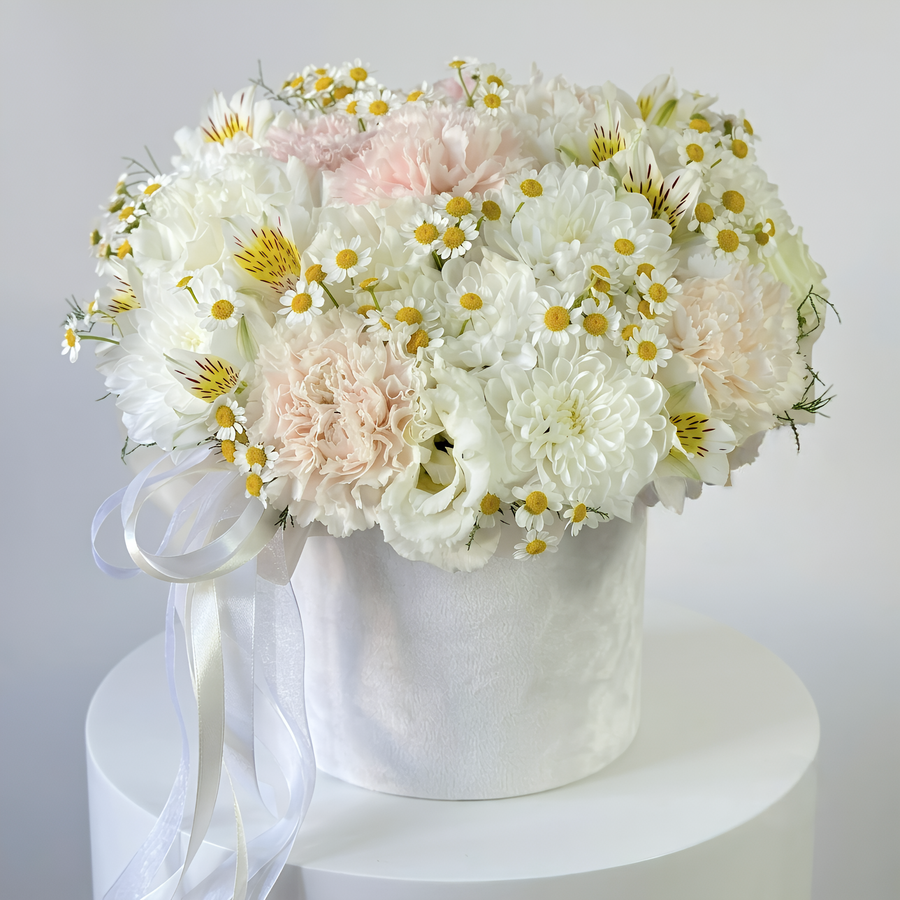 Chamomile & Cream Serenity Floral Box