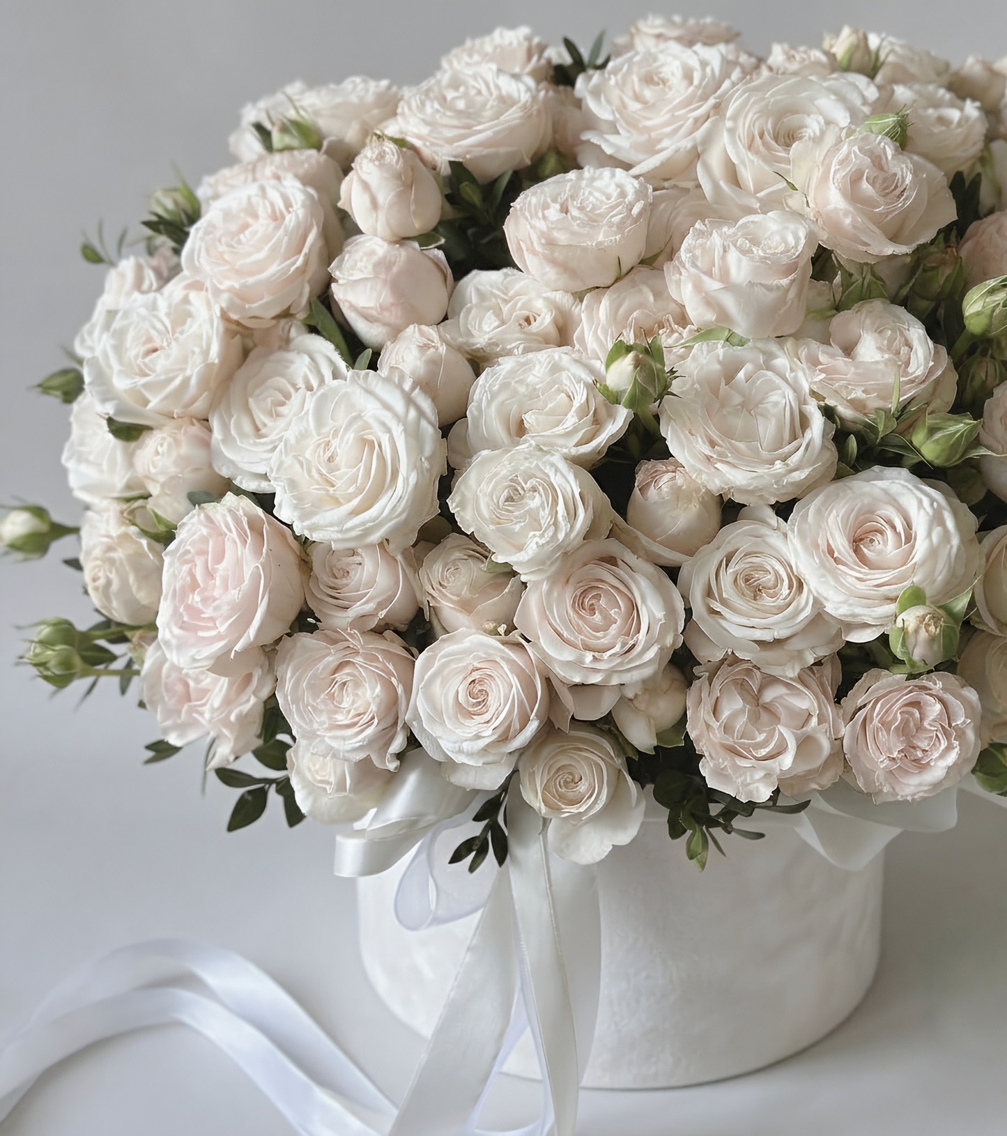 Pure Elegance Cream Rose Hatbox