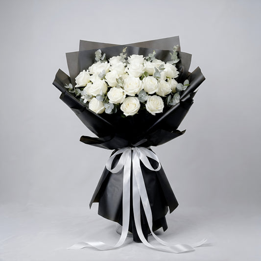 Ivory Luxe Rose Bouquet