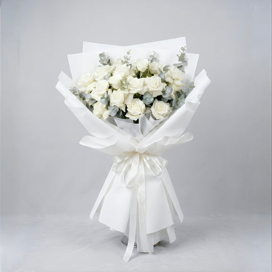 Ivory Luxe Rose Bouquet